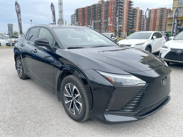 2023 Lexus RZ RZ 450e / Signature / Camera / Bluetooth Bien Équi in Cars & Trucks in Laval / North Shore - Image 2