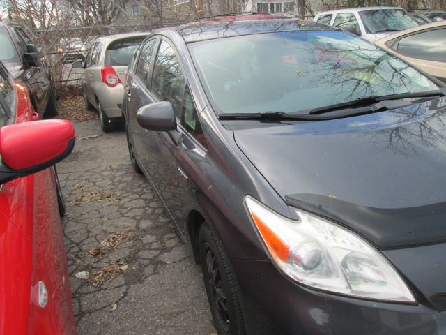 2012 Toyota Prius Hybrid like new,super econo,warranty,full load in Cars & Trucks in City of Montréal - Image 2