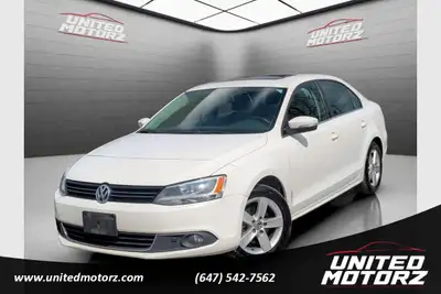 2014 Volkswagen Jetta TDI DSG Diesel CERTIFIED The 2014 Volkswagen Jetta TDI is a fuel-efficient com...