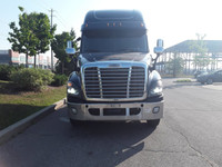 Ryder Stock ID: 674759 Transmission Type/Speed: AUTO 13 Engine: DIESEL DD15 GHG'17 475/1650 Horse Po... (image 1)