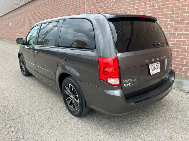 2017 Dodge Grand Caravan SXT in Cars & Trucks in Oshawa / Durham Region - Image 3