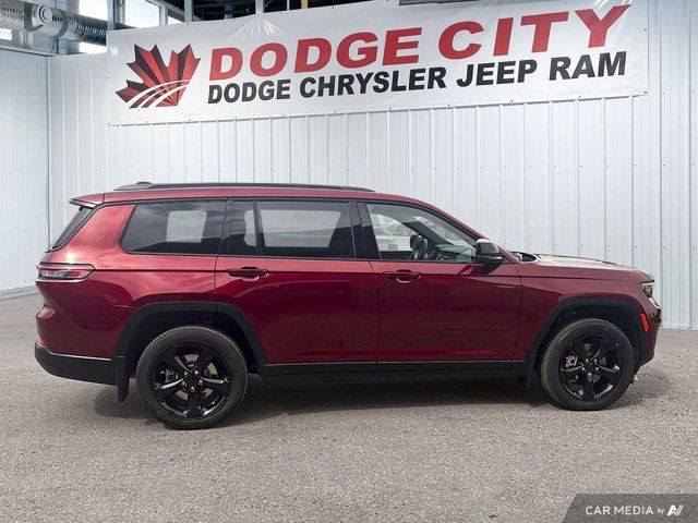 2022 Jeep Grand Cherokee L Altitude in Cars & Trucks in Saskatoon - Image 4