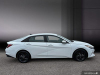 La Hyundai Elantra 2023 Preferred est une berline compacte qui combine élégance, performance et tech... (image 7)