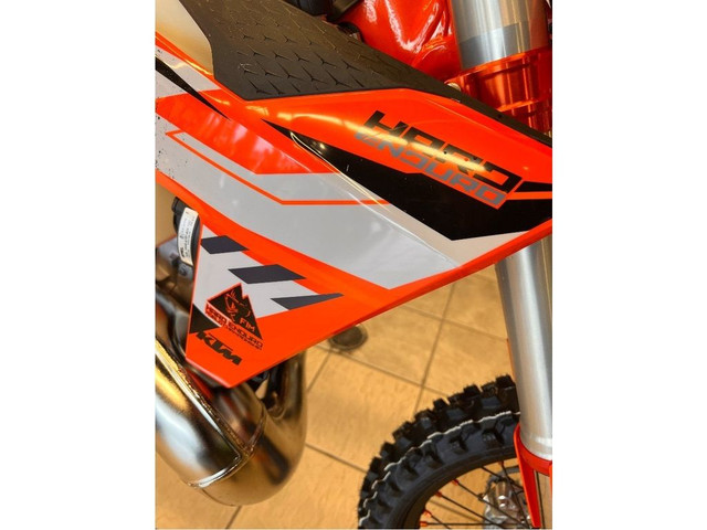  2024 KTM 300 XC-W Taux 0.99% 36 Mois, 3.99% 60 Mois in Dirt Bikes & Motocross in Sherbrooke - Image 2