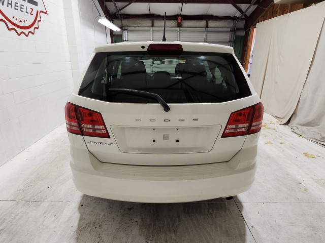 2016 Dodge Journey in Cars & Trucks in Windsor Region - Image 3