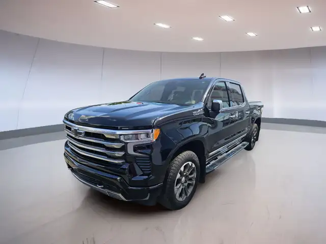 Chevrolet Silverado 1500 High Country 2024 dans Autos et camions dans Medicine Hat - Image 5