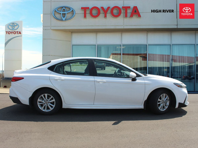 Toyota Camry SE 2025 in Cars & Trucks in Calgary - Image 4