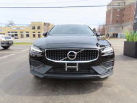 Memory Seats Heated Front Rear Seats Reverse Camera Sunroof Navigation 100% CANADIAN VEHICLE Visit O... (image 2)