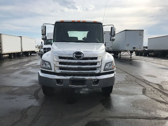 2019 Hino Truck 338 NO-BODY in Heavy Trucks in Moncton - Image 2