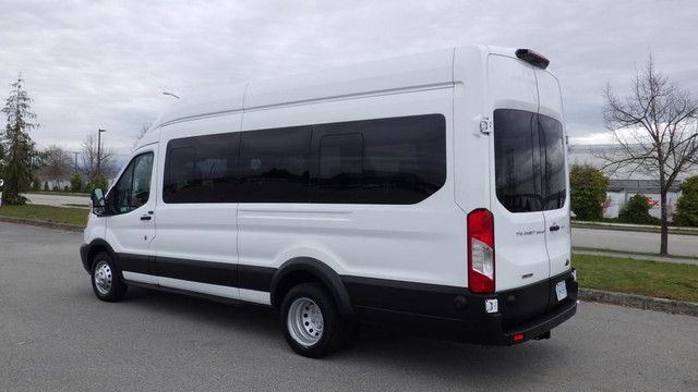 2019 Ford Transit 350 Wagon HD High Roof 15 Passenger Van 148 In in Cars & Trucks in Richmond - Image 4