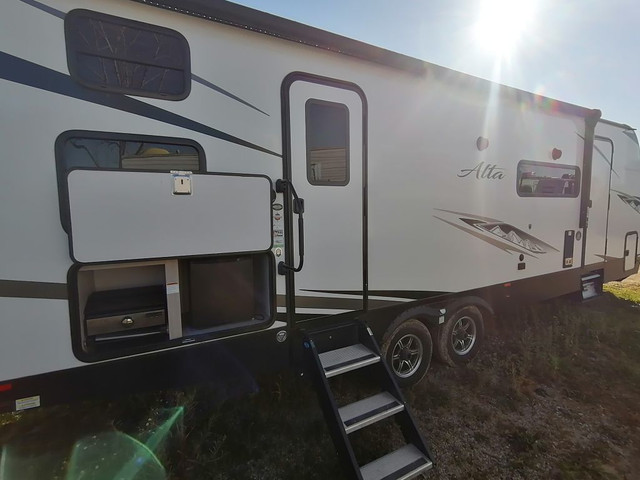 2023 EAST TO WEST ALTA 2800KBH in Travel Trailers & Campers in London - Image 4
