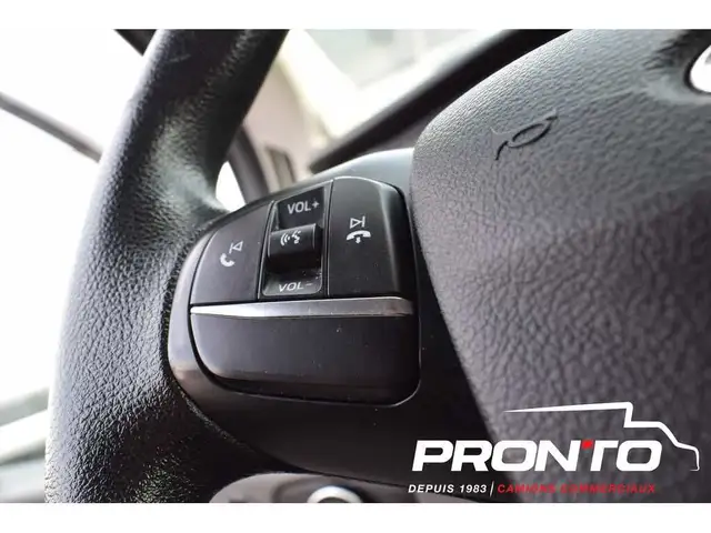 2022 Ford Transit T-250 ** Cube 12 pieds ** Roue Simple ** Garan in Cars & Trucks in Laval / North Shore - Image 21