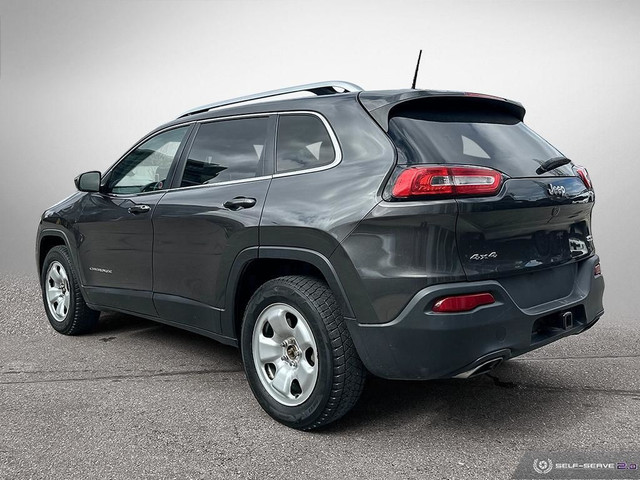  2016 Jeep Cherokee North | WHOLESALE TO THE PUBLIC | SOLD AS IS in Cars & Trucks in Oakville / Halton Region - Image 4