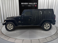 ALLOY WHEELS, SKID PLATES, TRAILER SWAY CONTROL, ILLUMINATED ENTRY, REMOTE KEYLESS ENTRY, TRACTION C... (image 5)