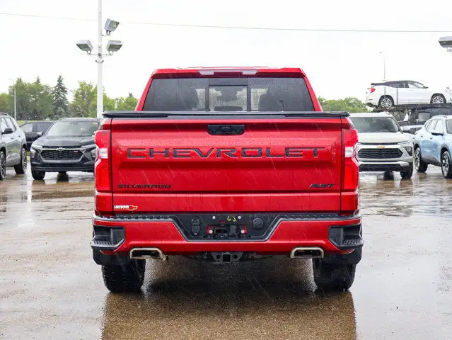 2022 Chevrolet Silverado 1500 RST 6.2L Z71 dans Autos et camions dans Ville d’Edmonton - Image 8