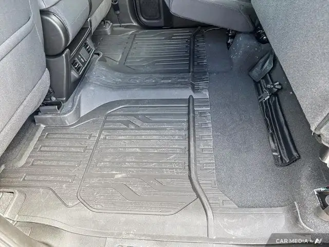 2025 GMC Sierra 1500 Pro in Cars & Trucks in Cowichan Valley / Duncan - Image 34