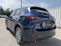 This Mazda CX-5 delivers a Regular Unleaded I-4 2.5 L/152 engine powering this Automatic transmissio... (image 6)