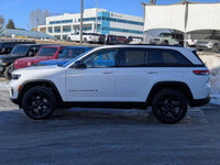 This Jeep Grand Cherokee has a strong Regular Unleaded V-6 3.6 L/220 engine powering this Automatic... (image 3)
