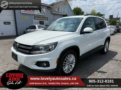 4 cly auti AWD air power steering power brakes tilt cruise am fm cd bluetooth back up camera power w...
