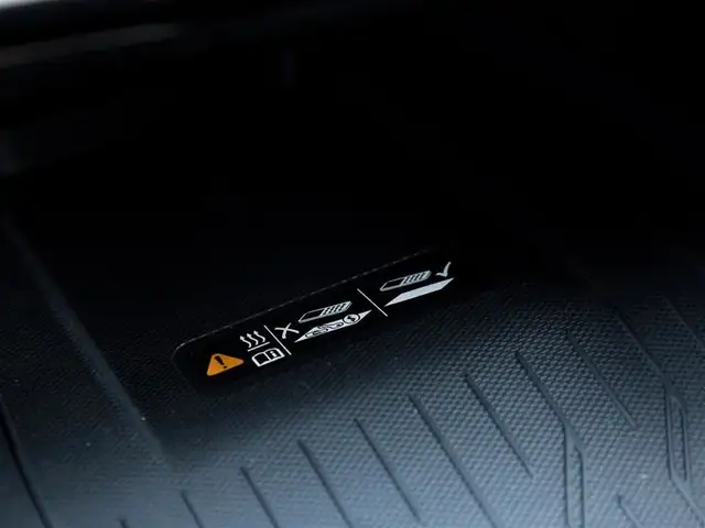 2025 Chevrolet Equinox EV 2RS in Cars & Trucks in Mississauga / Peel Region - Image 18