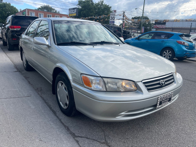 2000 Toyota Camry CE in Cars & Trucks in City of Toronto - Image 3