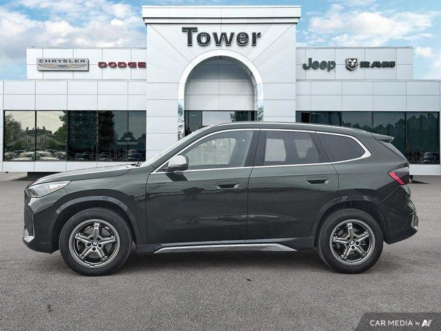 2023 BMW X1 xDrive28i | AWD | RARE San Remo Green | Low Mileage in Cars & Trucks in Calgary - Image 3