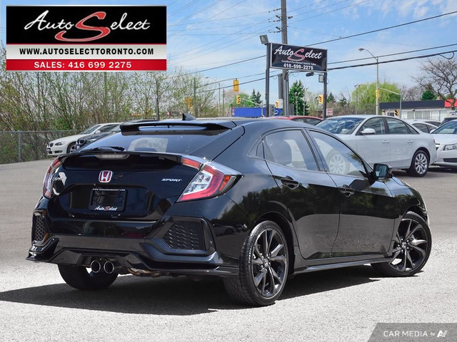 2017 Honda Civic Sport Sunroof - Apple Carplay - Android Auto in Cars & Trucks in City of Toronto - Image 4