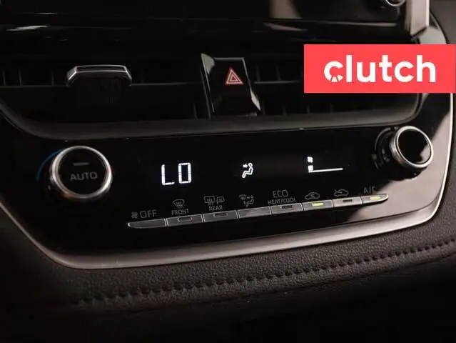2021 Toyota Corolla SE w/ Apple CarPlay & Android Auto, Heated F dans Autos et camions dans Ottawa - Image 31