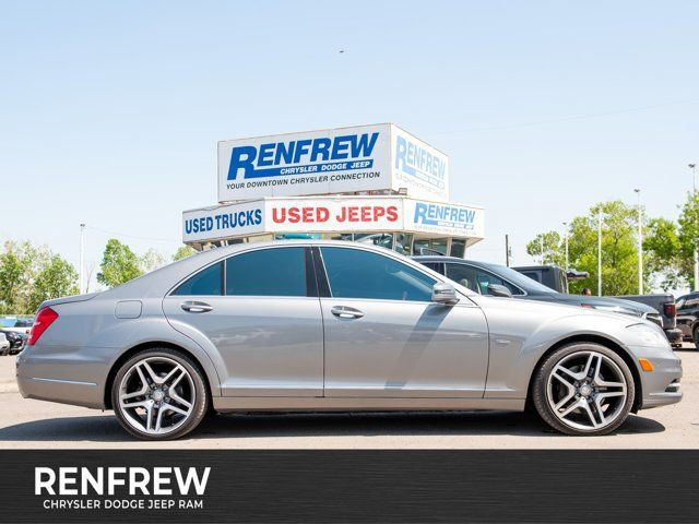 2012 Mercedes-Benz S-Class S 550 AWD, Massage Seats, Nav in Cars & Trucks in Calgary
