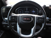 TRUCK FEATURES »» Impressive 5,850 kg towing capacity for heavy loads »» Crew Cab offers spacious se... (image 7)