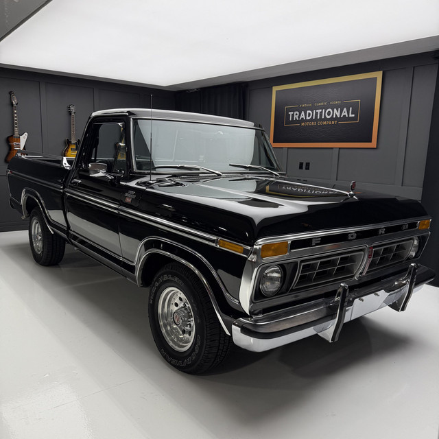 1977 Ford F 100 in Classic Cars in Guelph