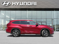 Sunroof, Power Liftgate, Softex Seats, Heated Seats, Apple CarPlay! Compare at $44275 - Our Price is... (image 1)