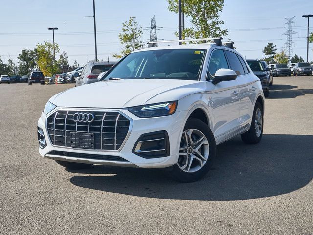 2022 Audi Q5 Komfort | HEATED SEATS AND STEERING | PWR TAILGATE in Cars & Trucks in Edmonton