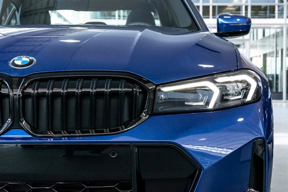  2023 BMW 330i 330i xDrive