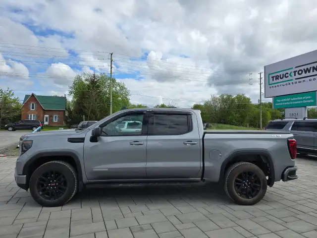2023 GMC Sierra 1500 dans Autos et camions dans Ottawa - Image 9