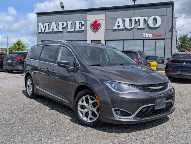 2017 Chrysler Pacifica Touring-L |NAVI | LEATHER | DVD in Cars & Trucks in London
