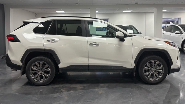 2022 Toyota RAV4 Hybrid Limited AWD in Cars & Trucks in Calgary - Image 2