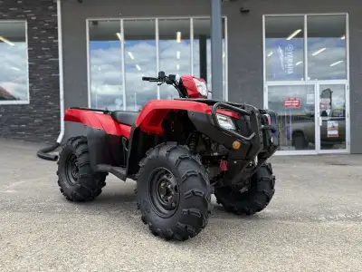 2023 Honda Rubicon Automatic with power steering and independent suspension. Low km's equipped with...