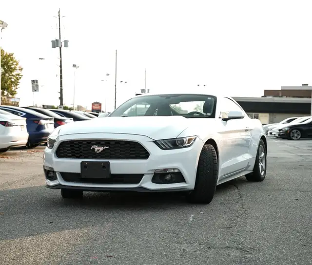 2017 Ford Mustang FastBack | V6 | Manual dans Autos et camions dans Région de Mississauga/Peel - Image 6