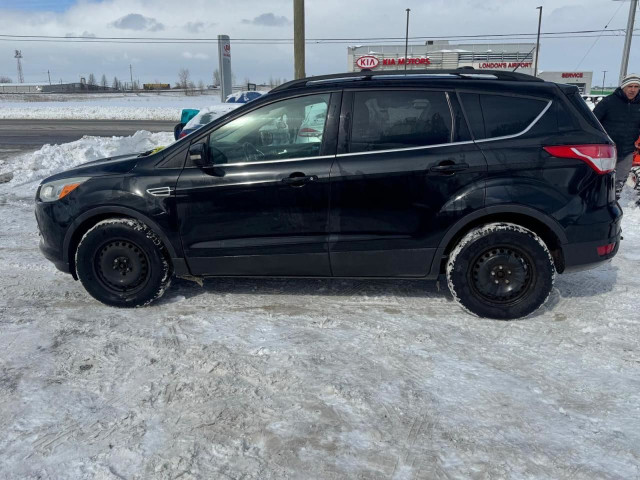 2013 Ford Escape SEL, 4X4, NEEDS REPAIRS, MECHANIC SPECIAL, AS I in Cars & Trucks in London - Image 2