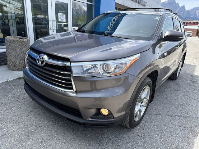2015 Toyota Highlander Limited in Cars & Trucks in Banff / Canmore - Image 4