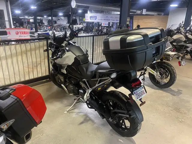 2023 Triumph Tiger 1200 GT Explorer Snowdonia White GT Explorer in Street, Cruisers & Choppers in Moncton - Image 4