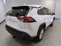 Step into our 2022 Toyota RAV4 LE AWD in White, and set your sights on better adventures! Motivated... (image 7)
