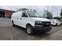 NEW ARRIVAL - CERTIFIED AT NO ADDITIONAL COST - HARD TO FIND 6.6L V8 GASOLINE ENGINE - 2021 GMC Sava... (image 4)