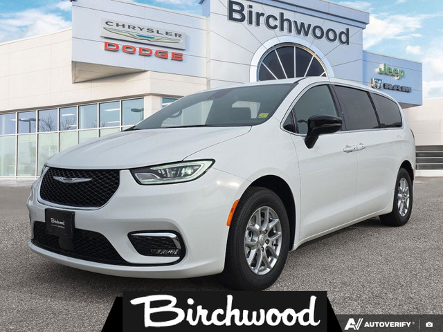 2026 Chrysler Pacifica SELECT in Cars & Trucks in Winnipeg
