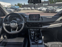 This Nissan Rogue delivers a Regular Unleaded I-4 2.5 L/152 engine powering this Variable transmissi... (image 9)