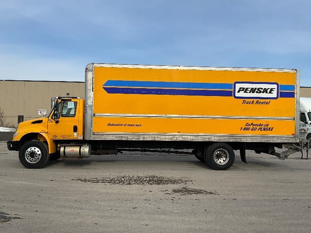 2018 INTERNATIONAL 4300 DURAPLAT in Heavy Trucks in City of Montréal - Image 4
