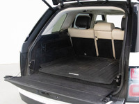 This beautiful 2021 Land Rover Range Rover P400e HSE is a Canadian vehicle with a clean CARFAX repor... (image 7)