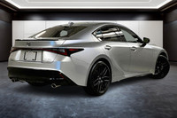 Chez Park Avenue Lexus Sainte-Julie vous trouverez des véhicules d'occasion en inventaire disponible... (image 1)