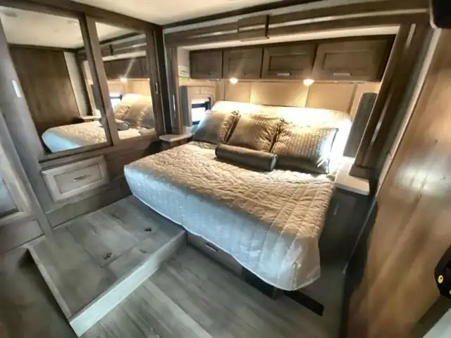 2023 Thor Motor Coach Aria 3401 in RVs & Motorhomes in Abbotsford - Image 22